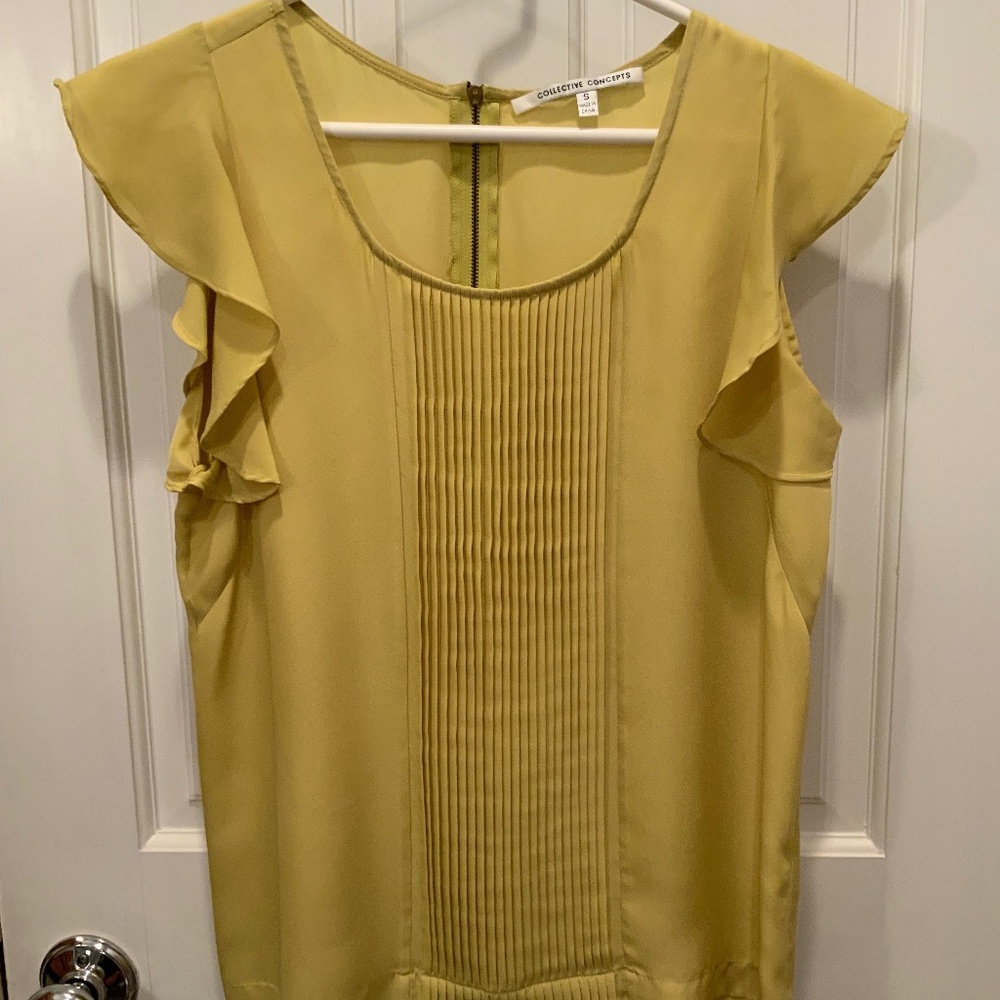 Collective Concepts Sleeveless Blouse
